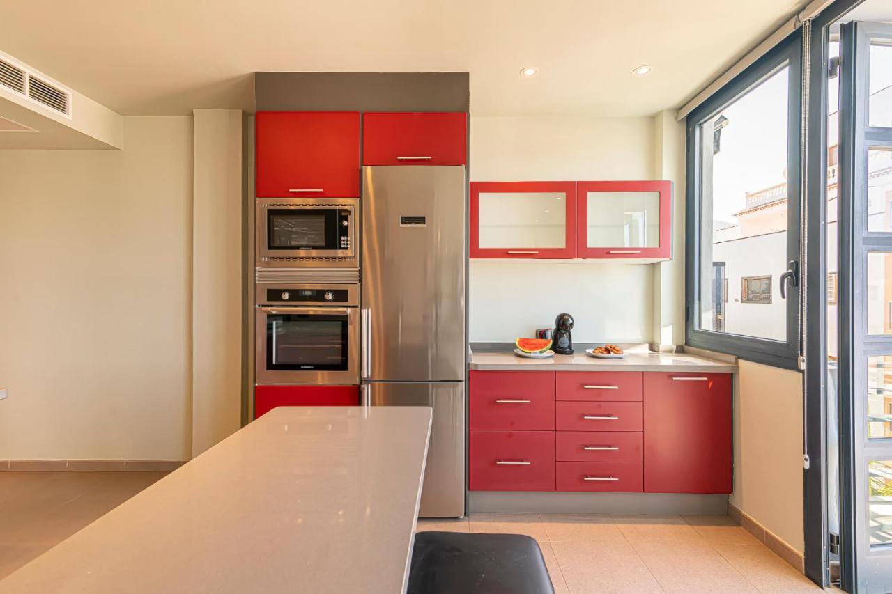 Luxury Holidays Suites, Playa De Los Cristianos Los Cristianos  Exterior foto