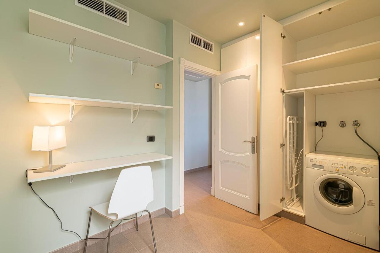 Luxury Holidays Suites, Playa De Los Cristianos Los Cristianos  Exterior foto