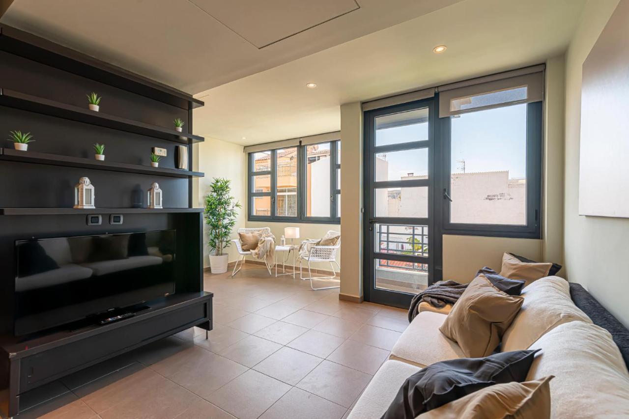 Luxury Holidays Suites, Playa De Los Cristianos Los Cristianos  Exterior foto